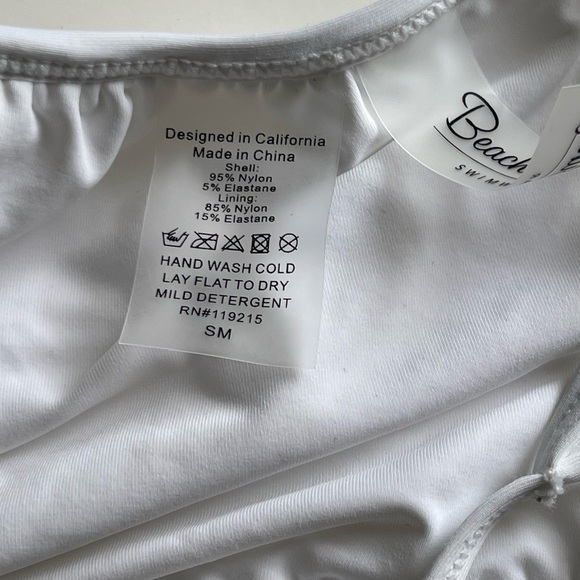 NWT BEACH BUNNY
White RIO STRAPPY BRALETTE-Bikini Top with Gold Heart Detail - Picture 10 of 10